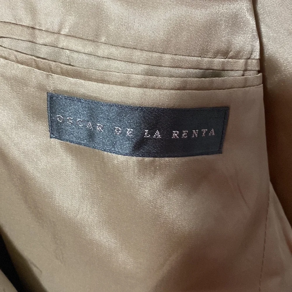 Vintage Oscar De La Renta Beige Silk‎ Blazer